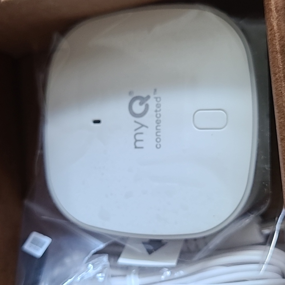 CHAMBERLAIN Smart Garage Control - Wireless Garage Hub and Sensor with Wifi & - Picture 8 of 13